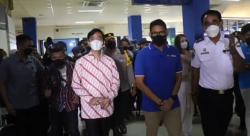 Cek Kesiapan Terminal Tirtonadi, Sandiaga Uno Nyanikan Lagu Sampai Jumpa