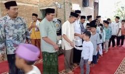 Baitul Mal Al Ikhlas Babadan Salurkan Ratusan Santunan Terhadap Anak Yatim Piatu dan Duafa