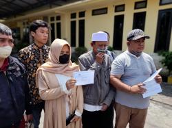 Sempat Viral Dicarikan Jodoh Ayahnya, Ternyata Sudah Bersuami, Sekarang Lapor Polisi