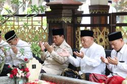 Pengamat: Imbangi Anies, Prabowo Gencar Silaturahmi Politik 