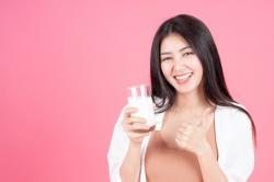 4 manfaat minum susu diantaranya bisa cegah kenaikan berat badan