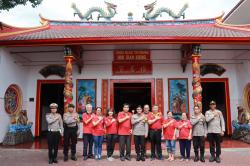 Jalin Silaturahmi, Polresta Mojokerto Kunjungi Vihara