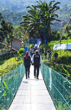 Warga Dua Desa di Kabupaten Bandung Kini tak Waswas Jembatan Hancur Diterjang Sungai Citarum