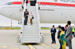 Presiden Jokowi Diperkirakan Tiba Di Amerika Serikat Pagi Ini, 2 Jam Pesawat Transit Di Amsterdam