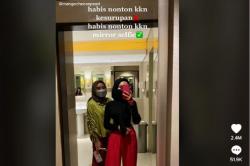 Selfie usai Nonton KKN di Desa Penari, Wanita Ini Lihat Ada Penampakan