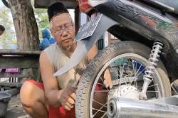 Tukang Tambal Ban di Boyolali Naik Haji Tahun Ini, Nabung 20 Tahun. Begini Kisahnya