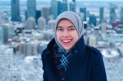 Terinspirasi dari Sang Kakek, Gadis Berhijab Asal Indonesia Ini Berhasil Jadi Anak Buah Elon Musk