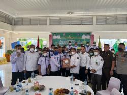 Peringatan Hari Buruh Internasional, BP Jamsostek Tanjung Morawa Serahkan Bantuan Kepada Buruh