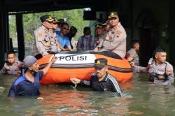 Cek Kondisi Banjir Rob, Kapolres Demak: Kami Sudah Siapkan Penanganan Masyarakat Yang Terdampak