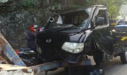 Feroza Tabrakan dengan Mobil Pikap di Lubuk Begalung, 5 Penumpang Hilang Tercebur ke Laut