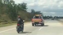 Kejar-kejaran dengan Petugas, Pemotor Terobos Tol Balikpapan-Samarinda Buronan Polres Kubu Raya