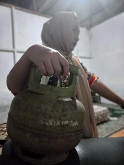 Warga Takengon Keluhkan Harga Gas Subsidi 3 Kg Naik Tinggi