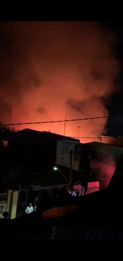 Belasan Rumah dan Lima Sepeda Motor Ludes Dilalap Api di Makassar