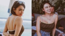 8 Foto Wika Salim Pakai Tanktop Ketat Liburan ke Pantai, Seksinya Bikin Netizen Gagal Fokus!