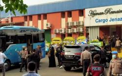 Tiba di Tanah Air, Jenazah Eril Langsung Disambut Kedua Orangtuanya