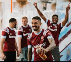 West Ham United Rilis Jersey Baru