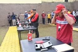 HUT Bhayangkara ke-76, Forkopimda Bersama  Polres Cianjur dan Insan Media Tanding Tembak