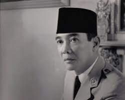 Begini Pesan Keras Bung Karno Saat Angkat Kaki dari Istana Hanya Pakai Piyama