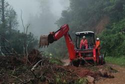 Terjunkan Alat Berat, Geo Dipa Bantu Atasi Dampak Banjir-Longsor di Ciwidey Bandung