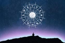 Ramalan Zodiak 20 Juni 2022, Aquarius Kariermu akan Membaik