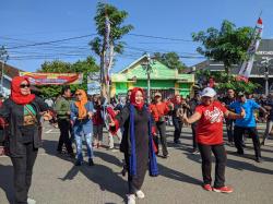 Ikut Menari Flash Mob Ganongan Dan Jathilan Wabup Lisdyarita; Ini Bukti Reog Diterima Semua Generasi