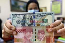 Nlai Tukar Rupiah Berpotensi Tembus Rp15.000 Per USD. Imbas Kenaikan Suku Bunga The Fed