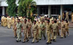 Gaji ke 13 Cair Tanggal 1 Juli, Tri Budhianto Pastikan Tidak Akan Mundur