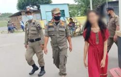 Keberadaan ODGJ di Jalanan Kota Cirebon Meresahkan, Ini Yang Dilakukan Petugas Sat Pol PP