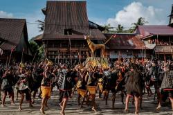 Inilah Adat dan Budaya Desa Wisata Hilisimaetanö Nias Selatan