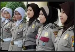 Polwan Gunakan Jilbab, Begini Peraturan Pemakaiannya