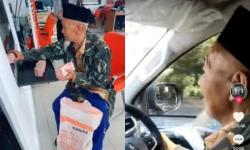 Video Kakek Beli Pajero Sport Secara Cash Viral, Netizen: Tempat Uangnya Bukan 'Kaleng-kaleng'