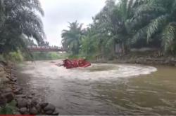 Sadis! Ibu di Deliserdang Lemparkan Anak Kandung Berusia 8 Tahun ke Sungai