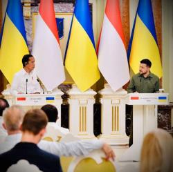 Presiden Jokowi Bertemu Presiden Volodymyr Zelensky di Ukraina