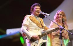 Tampil di Kebumen International Expo, Rhoma Irama Obati Kerinduan Puluhan Ribu Fans Soneta
