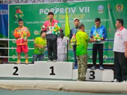 Pertina Ngawi Sabet Gelar Juara Umum Cabor Tinju Proprov VII Jatim 