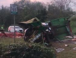 Kronologi Kecelakaan Maut Primajasa Hantam Truk Ayam di Tol Cipali