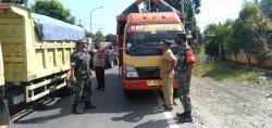 Jelang Idhul Kurban, Tim Gabungan Gencarkan Penyekatan Angkutan Ternak di Perbatasan