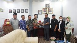 Bahas Perda Lahan Pertanian, Anggota Dewan Kabupaten Sigi Kunjungi DPRD Luwu Timur