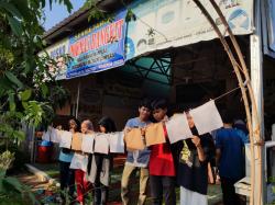 Asah Kreatif Anak, YAFSI dan Dzakwan Muyassar Latih Rupin dan Poli Daur Ulang Kertas