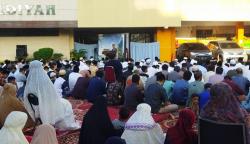 Jemaah Salat Idul Adha Padati Lapangan Parkir Kantor Pusat Dakwah Muhammadiyah