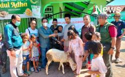 Jelang Hari Raya Iduladha, Forum Jurnalis Cirebon Salurkan Hewan Qurban di Dua Lokasi Berbeda