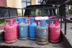 Pantas Tabung Gas 3 Kg Sering Habis di Warung, Biang Keroknya Kini Ditangkap Polda Banten