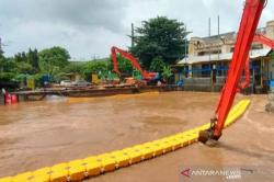 Pintu Air Angke Hulu di Jakarta Siaga 1, Warga Diminta Waspada Banjir!