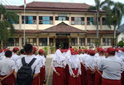 DPR Kritik Keras Keterlibatan TNI-Polri di MPLS!