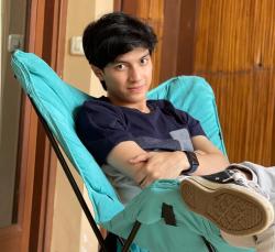 Aktor Ganteng Indonesia yang Jarang Terekspos, Mirip Jefri Nichol Hingga Putra Artis Senior