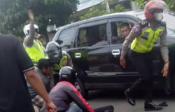 Ditabrak Pemotor saat Razia, Kanit Satlantas Polres Pariaman Tak Sadarkan Diri