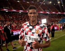 Varane Sebut Ten Hag Bawa Energi Positif bagi The Red Devils