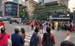 Abaikan Larangan Gelar Fashion di Atas Zebra Cross,Citayam Fashion Week Kembali Berlangsung Sore Ini