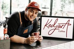 Inilah 12 Artis Indonesia yang Punya Bisnis Coffee Shop