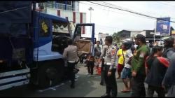 Rem Blong, Truk Fuso Hantam 2 Sepeda Motor di Lampu Stopan Rancabango, Satu Orang Tewas